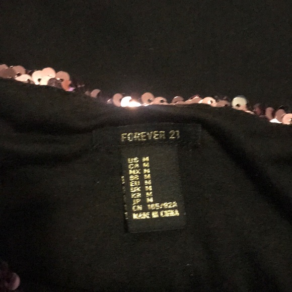 crop top - Picture 4 of 4